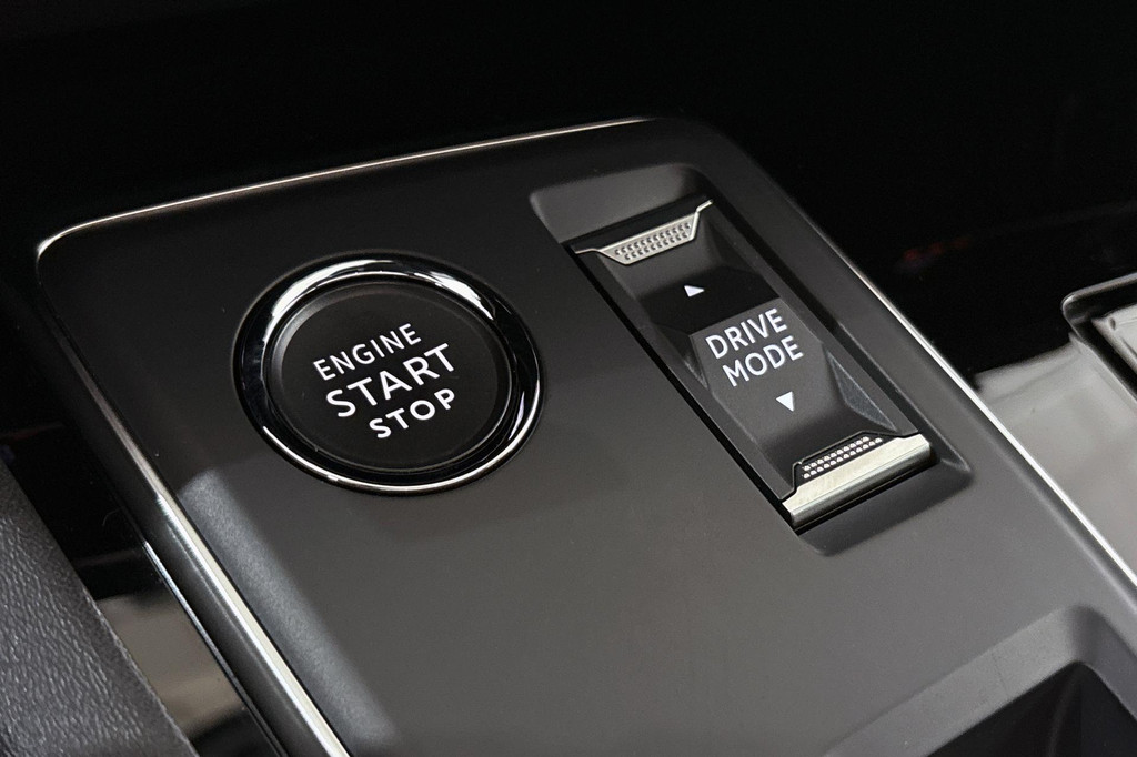 Peugeot 508 (X133HF) met abonnement