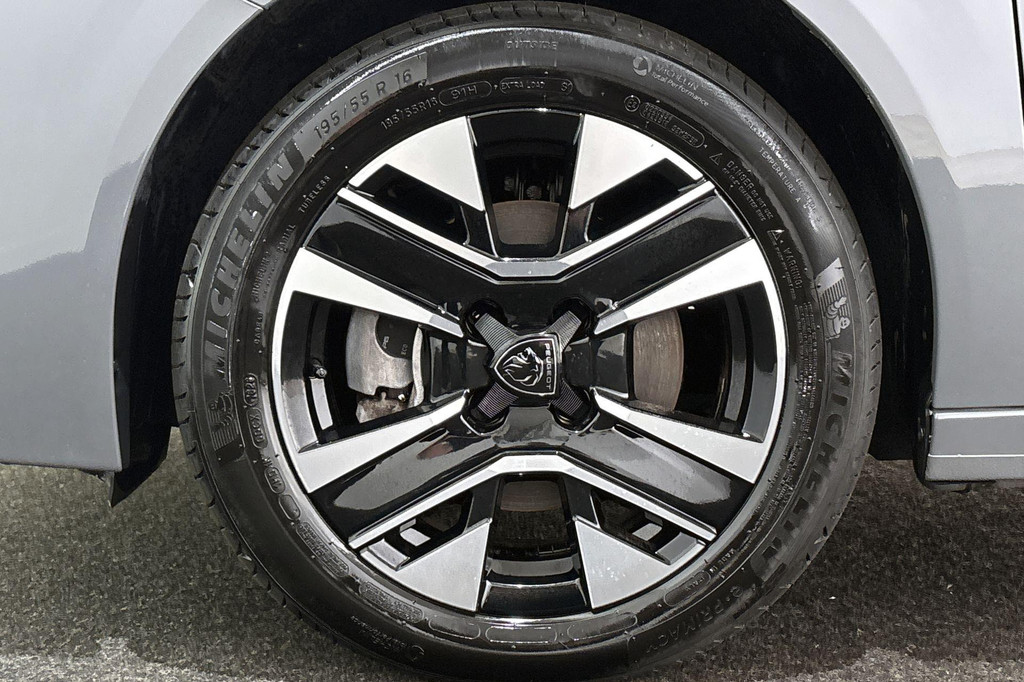 Peugeot 208 (HPS03T) met abonnement