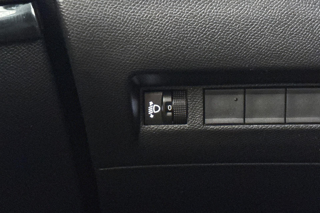Peugeot 208 (HPS03T) met abonnement