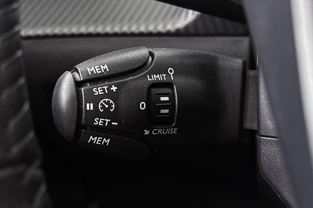 Peugeot 208 (HPS03T) met abonnement