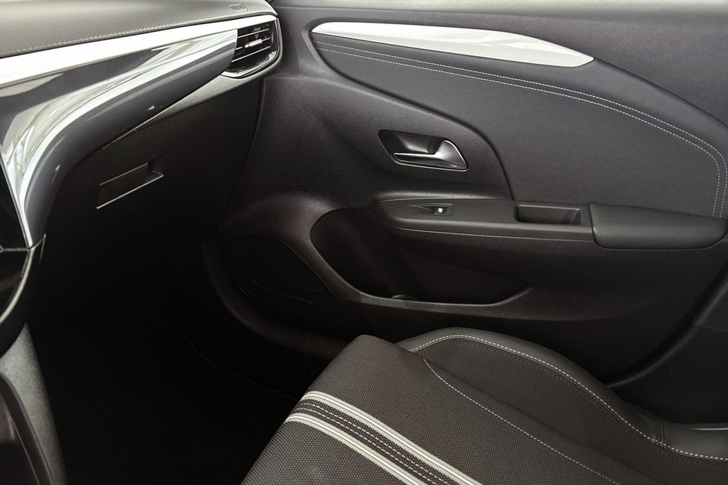 Opel Corsa (HGB12P) met abonnement