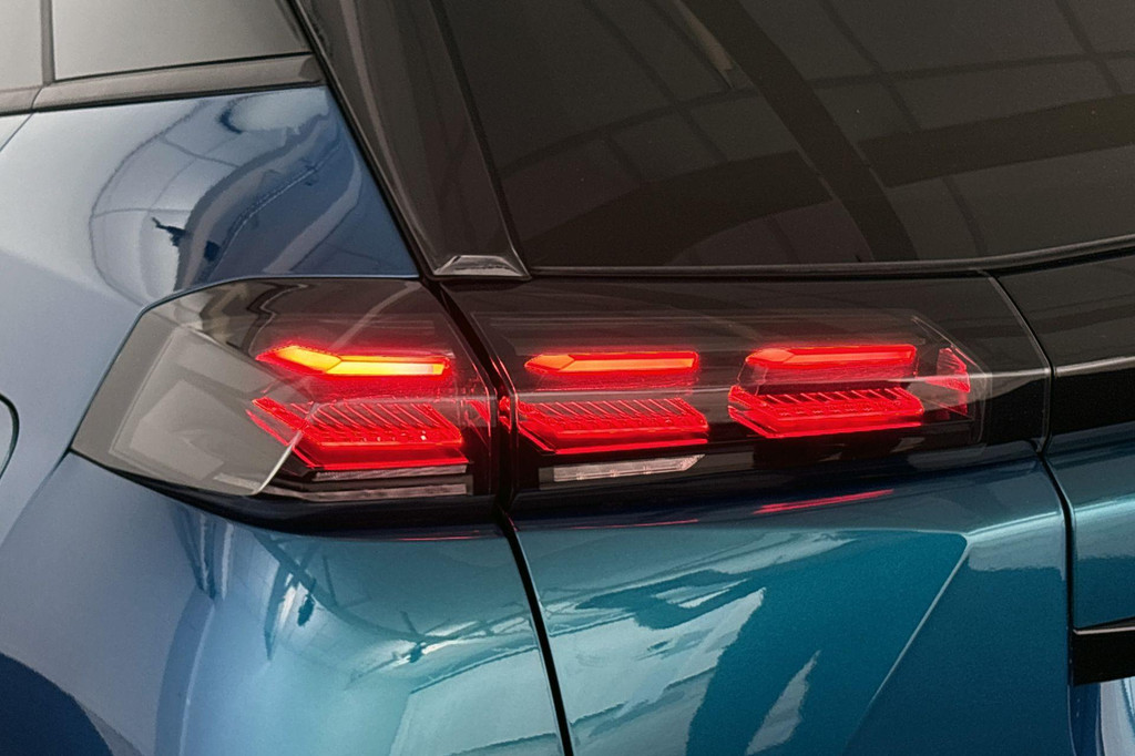 Peugeot 2008 (KBH68X) met abonnement