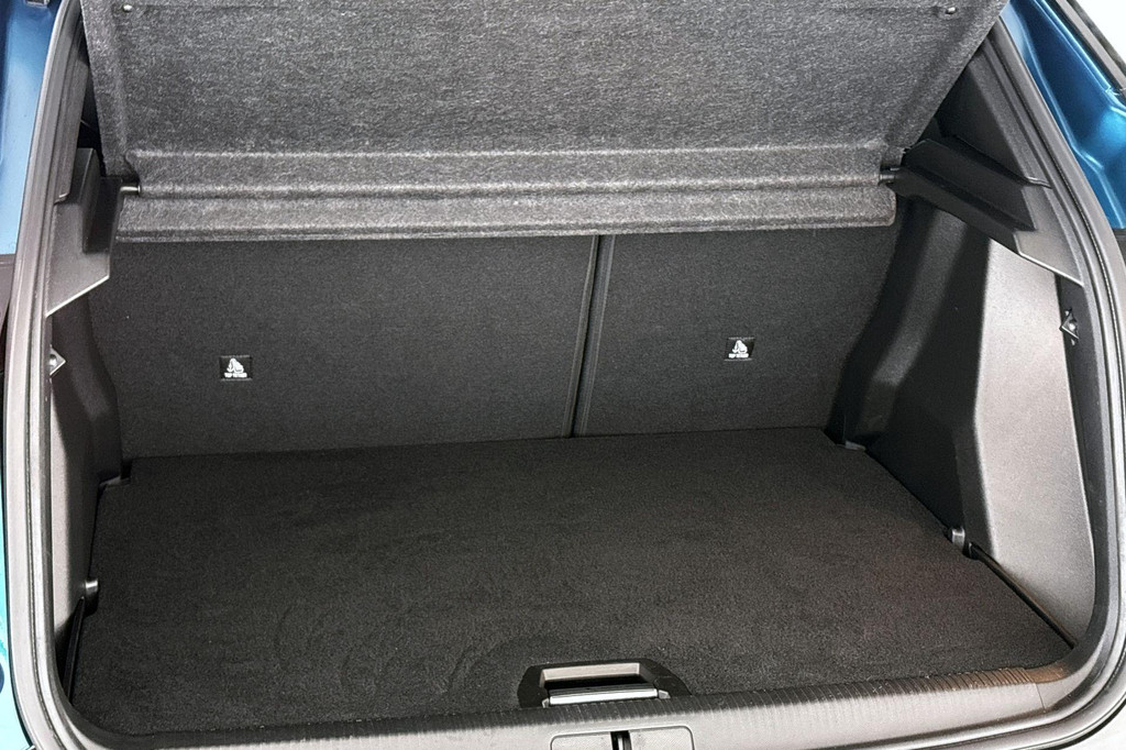 Peugeot 2008 (KBH68X) met abonnement
