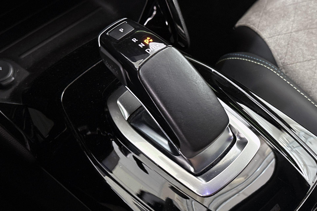 Peugeot e-2008 (L701ZL) met abonnement