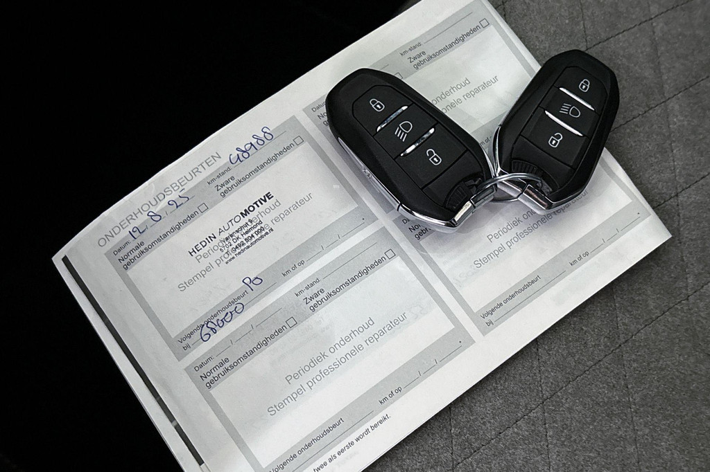 Peugeot e-2008 (L701ZL) met abonnement