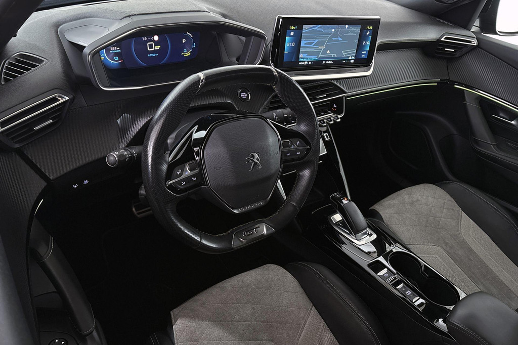 Peugeot e-2008 (L701ZL) met abonnement