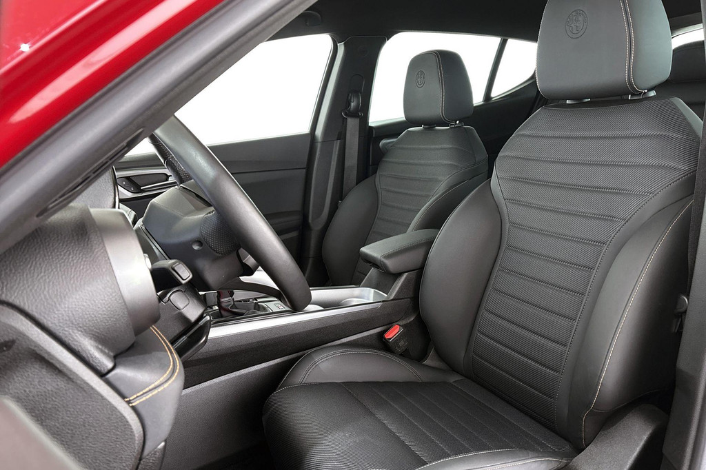 Alfa Romeo Tonale (KTP81Z) met abonnement