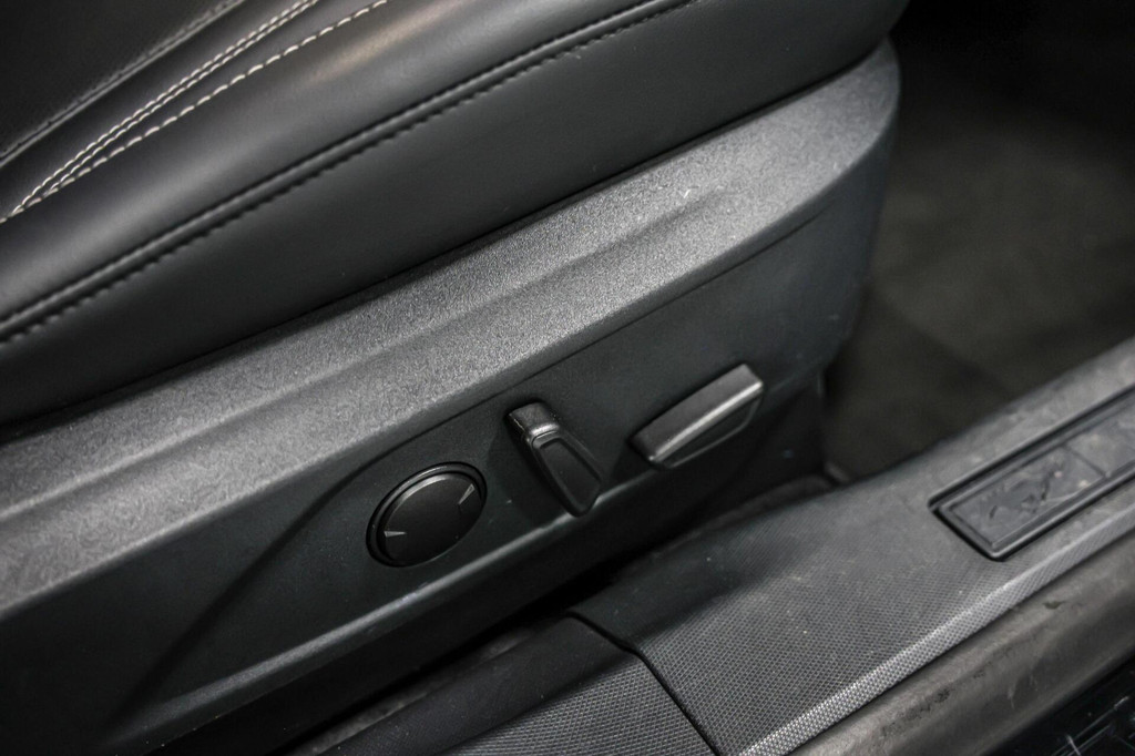 Ford Mustang Mach-E (N431DS) met abonnement