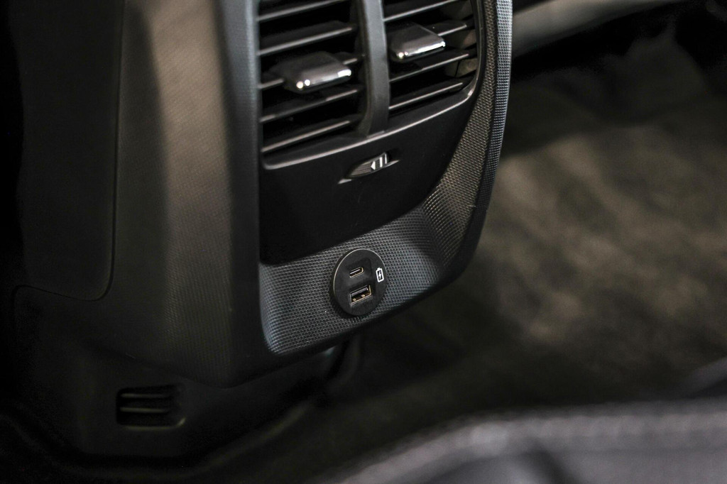 Ford Mustang Mach-E (N431DS) met abonnement