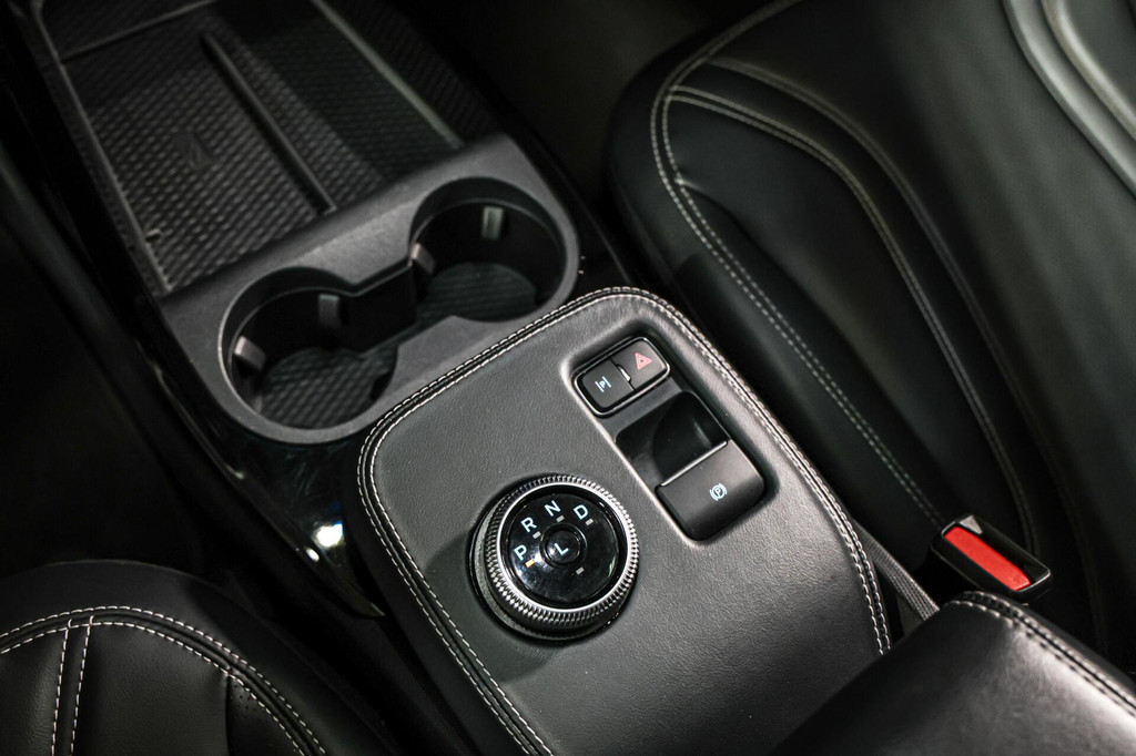 Ford Mustang Mach-E (N431DS) met abonnement