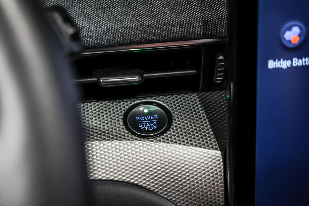 Ford Mustang Mach-E (N431DS) met abonnement