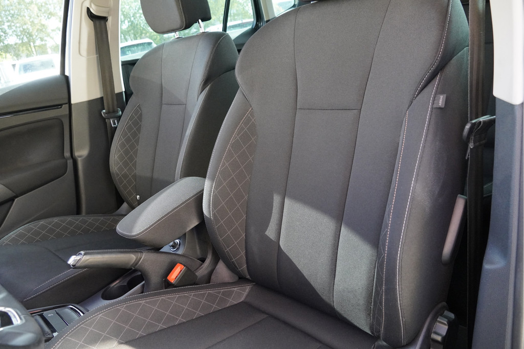 ŠKODA Kamiq (P745XT) met abonnement