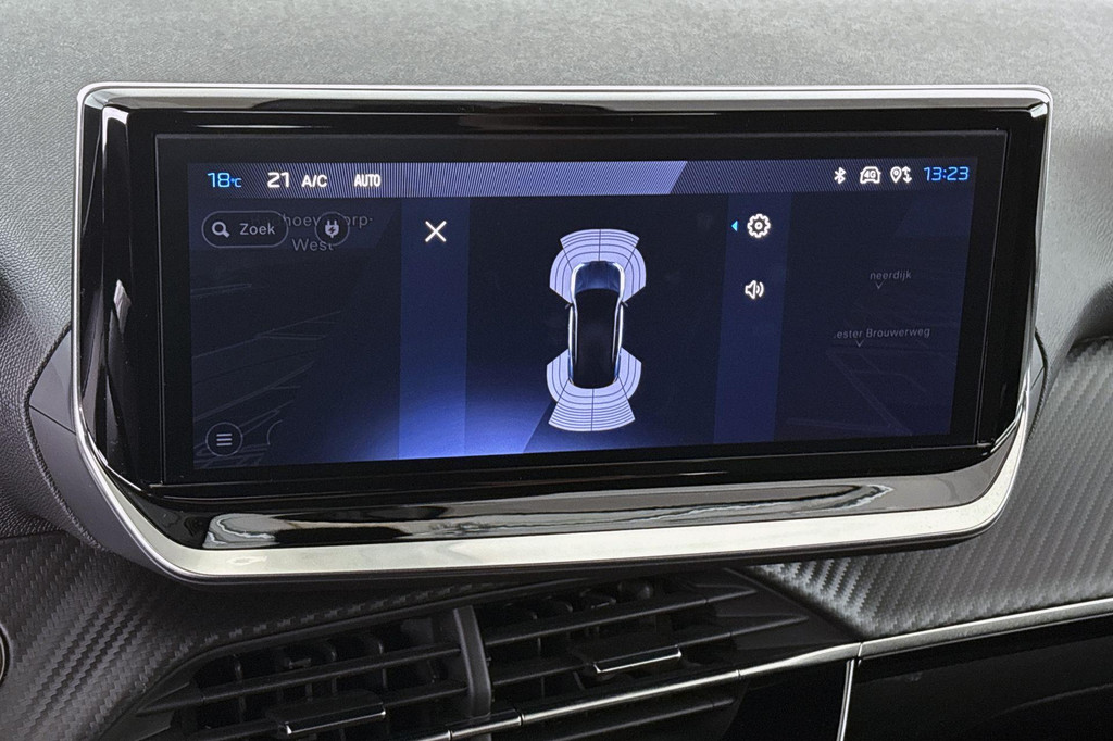 Peugeot e-2008 (KTP82Z) met abonnement