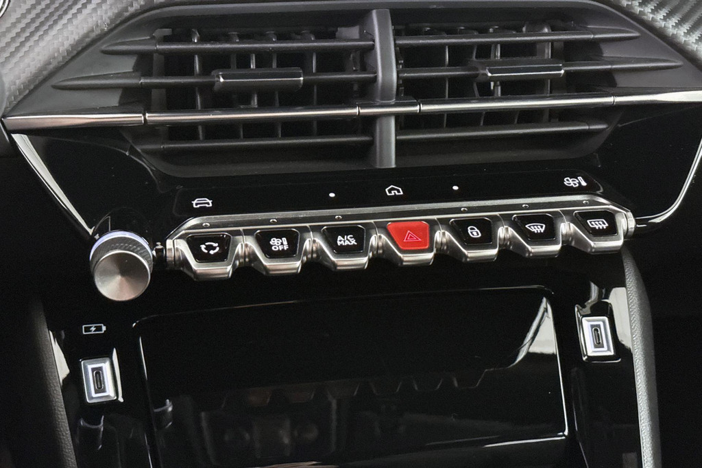 Peugeot e-2008 (KTP82Z) met abonnement