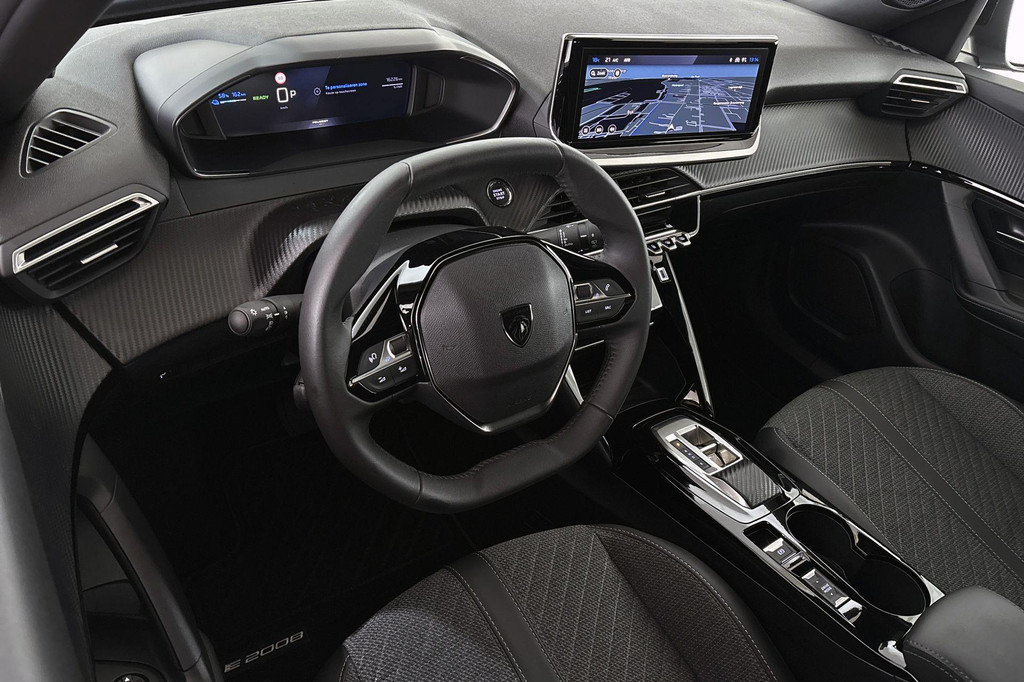 Peugeot e-2008 (KTP82Z) met abonnement