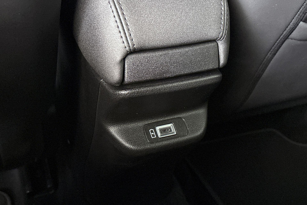 Alfa Romeo Junior (HKF81B) met abonnement
