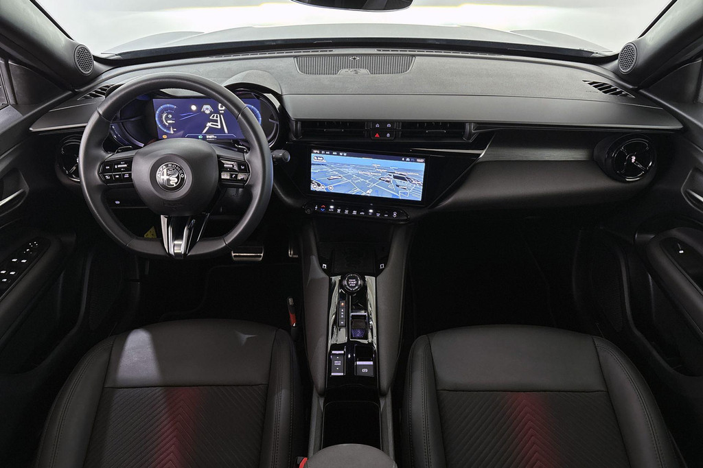 Alfa Romeo Junior (HKF81B) met abonnement