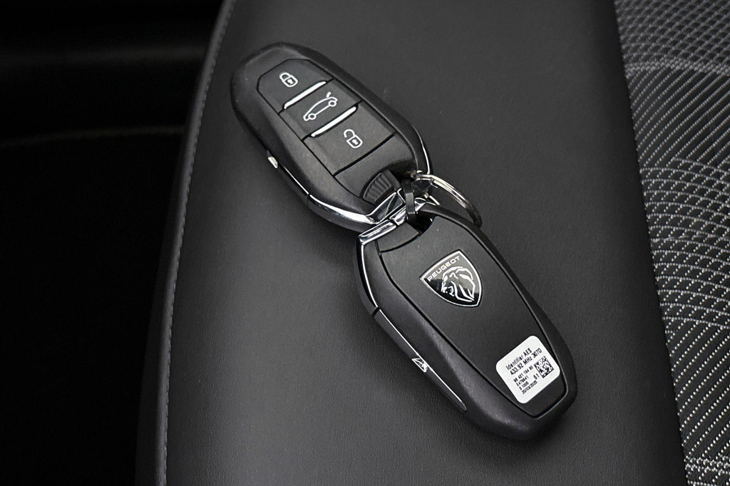 Peugeot 5008 (KRR71L) met abonnement