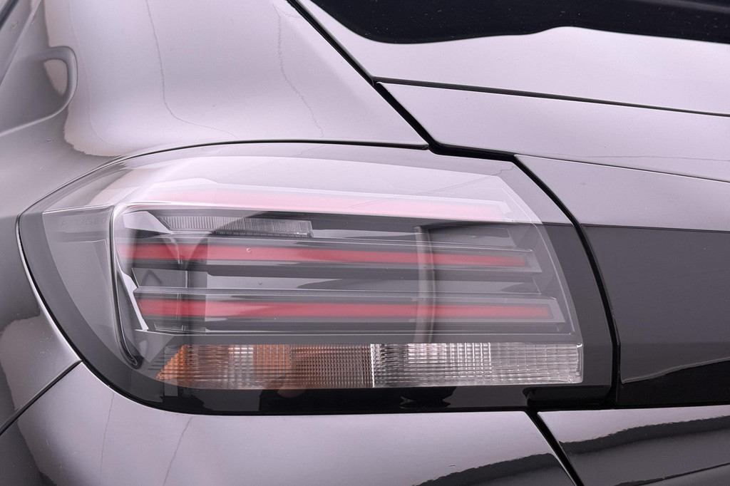 Peugeot 208 (KKJ66N) met abonnement
