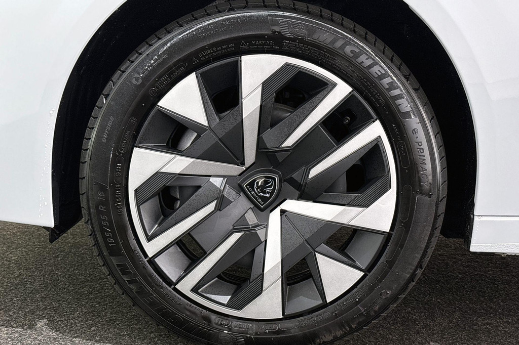Peugeot e-208 (KNK66T) met abonnement