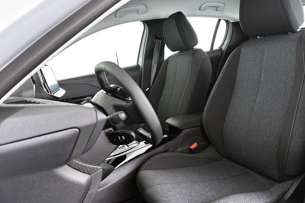 Peugeot e-208 (KNK66T) met abonnement