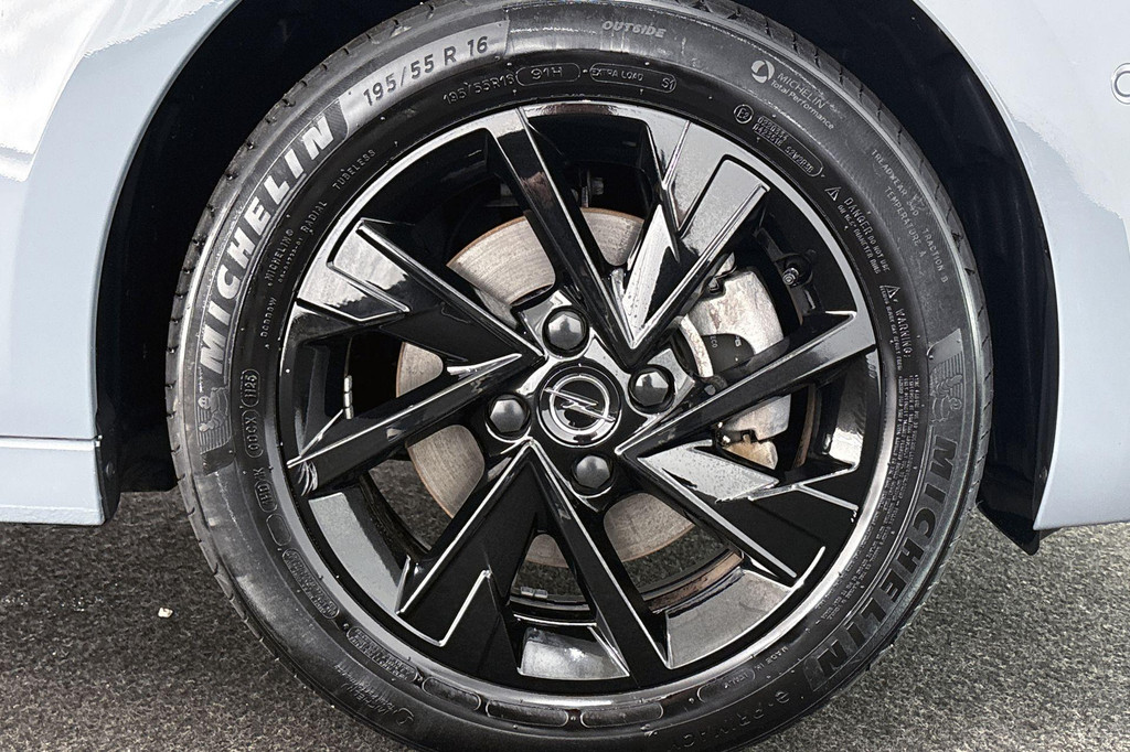 Opel Corsa (HPZ50R) met abonnement