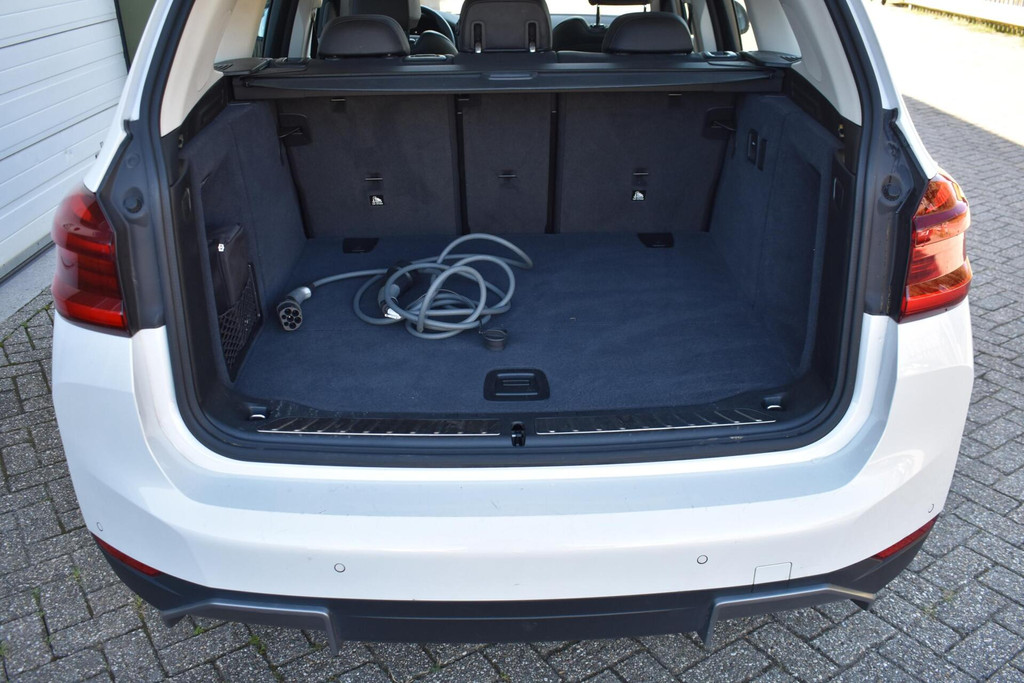 BMW iX3 (L543ZJ) met abonnement