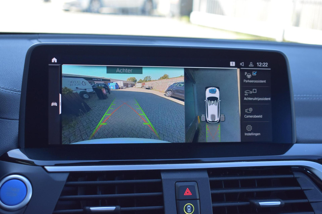 BMW iX3 (L543ZJ) met abonnement
