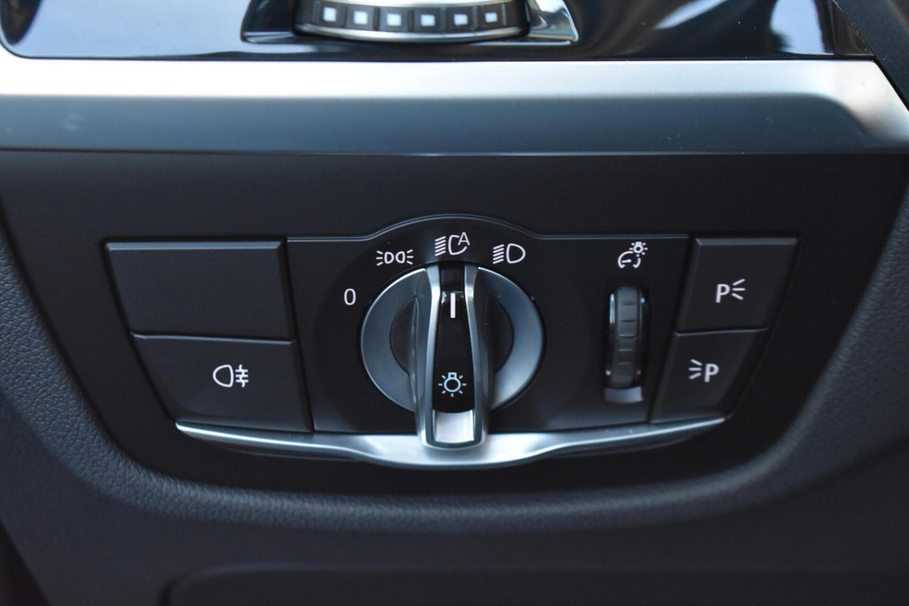 BMW iX3 (L543ZJ) met abonnement