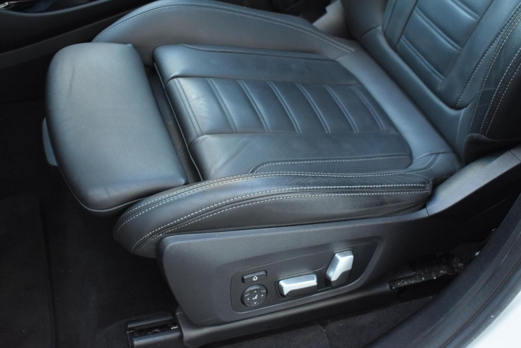 BMW iX3 (L543ZJ) met abonnement