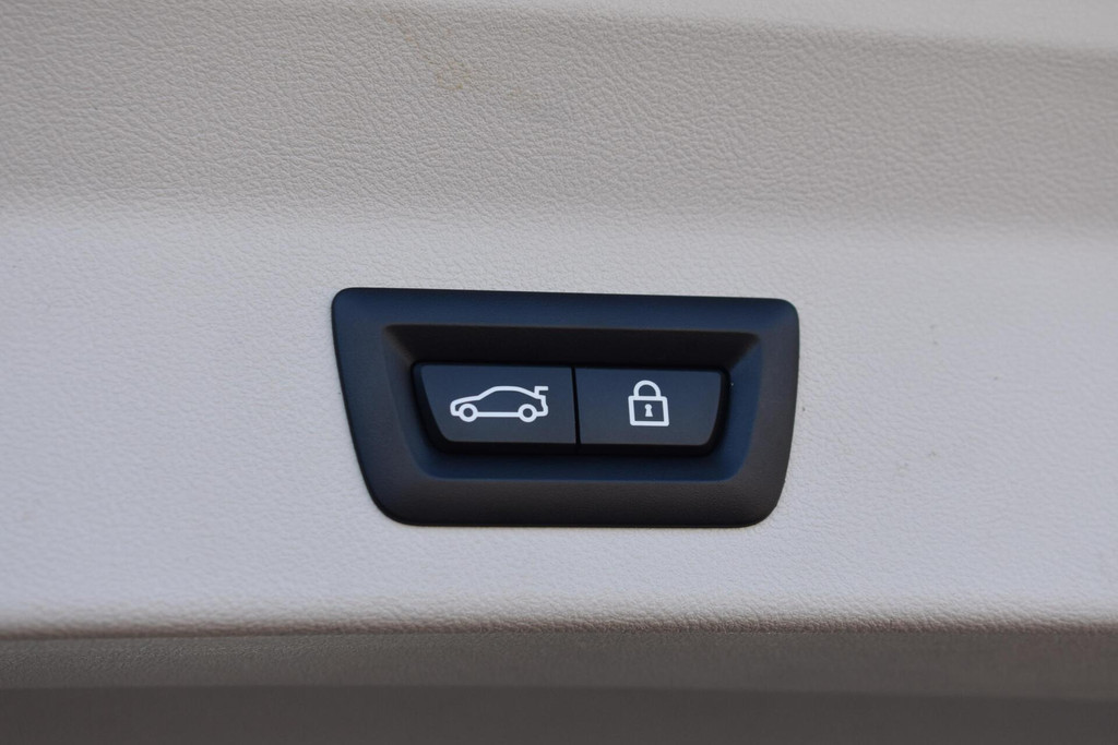 BMW iX3 (L543ZJ) met abonnement