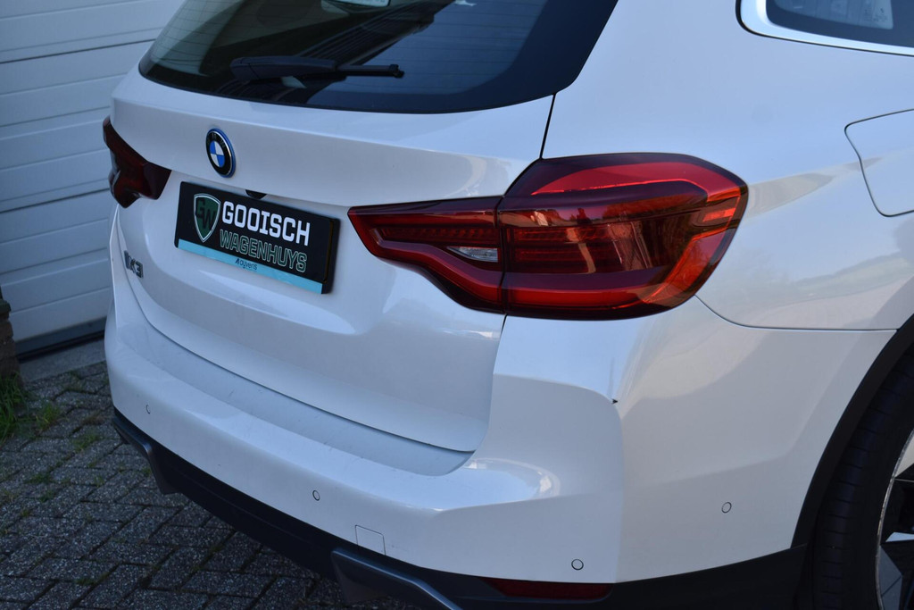 BMW iX3 (L543ZJ) met abonnement