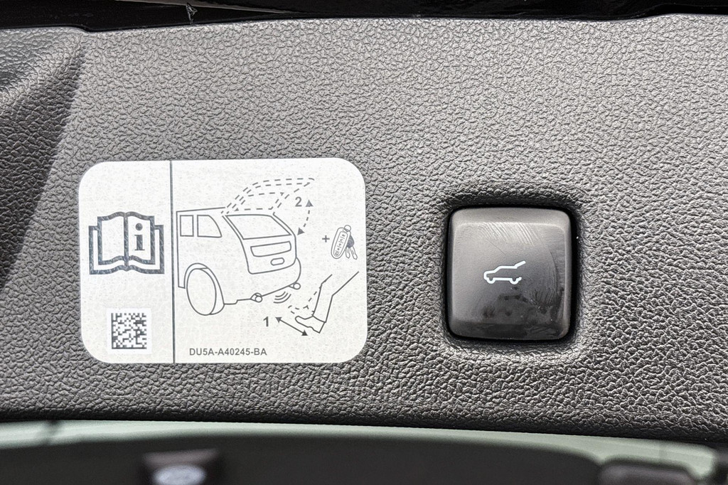 Ford Kuga (KTK78J) met abonnement