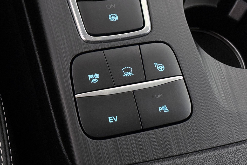 Ford Kuga (KTK78J) met abonnement