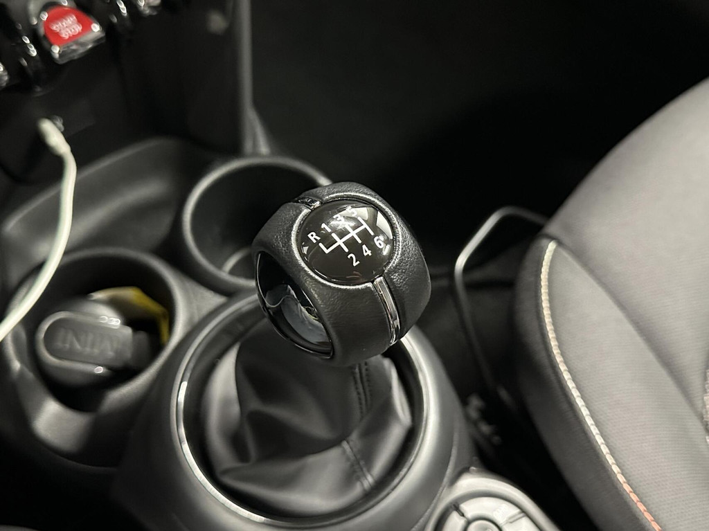 MINI 3-Deurs (P668SJ) met abonnement
