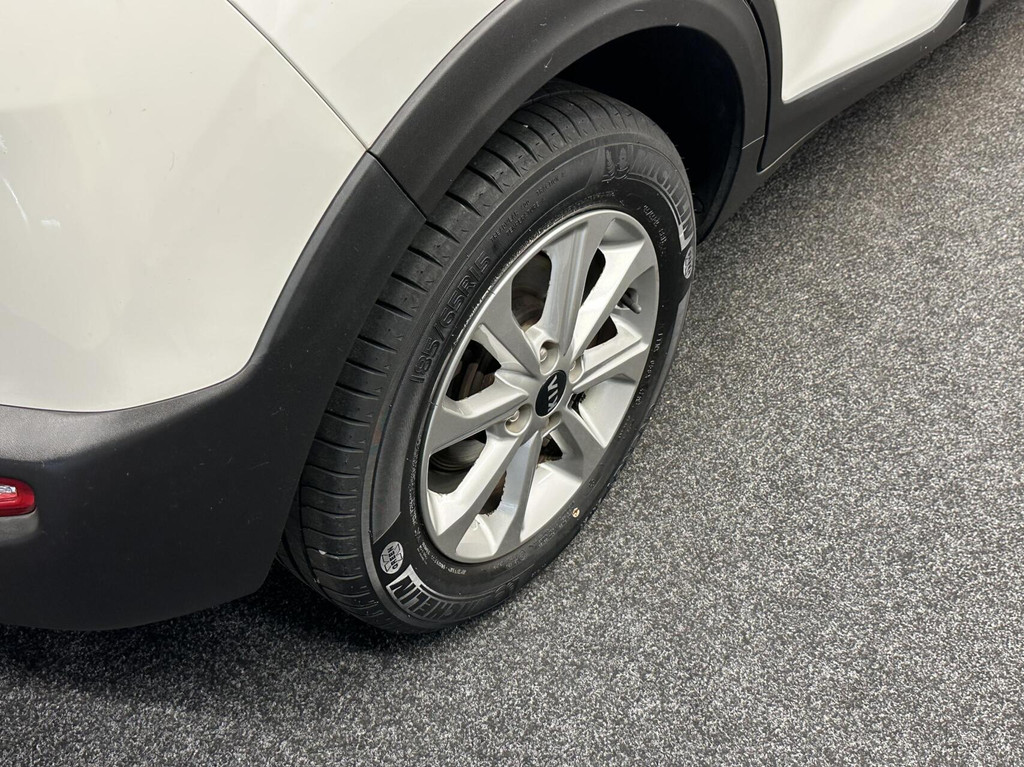 Kia Stonic (L874PV) met abonnement