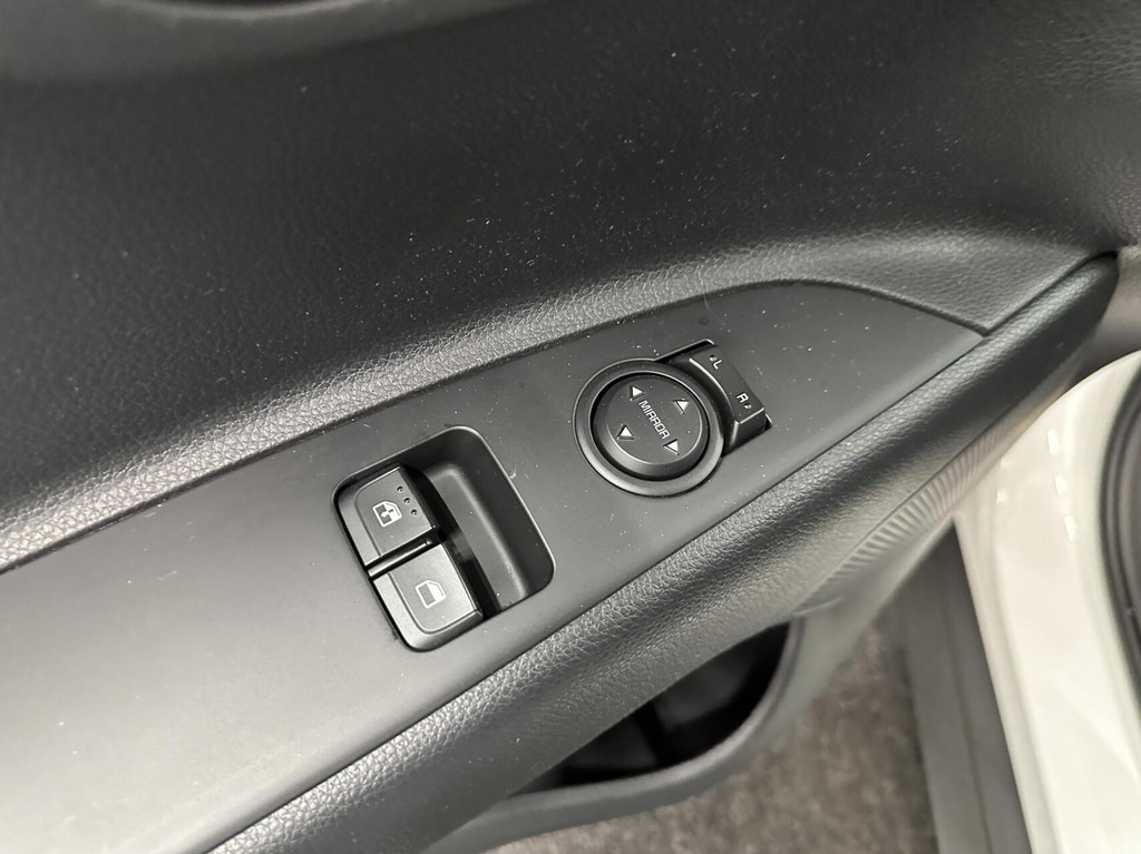 Kia Stonic (L874PV) met abonnement