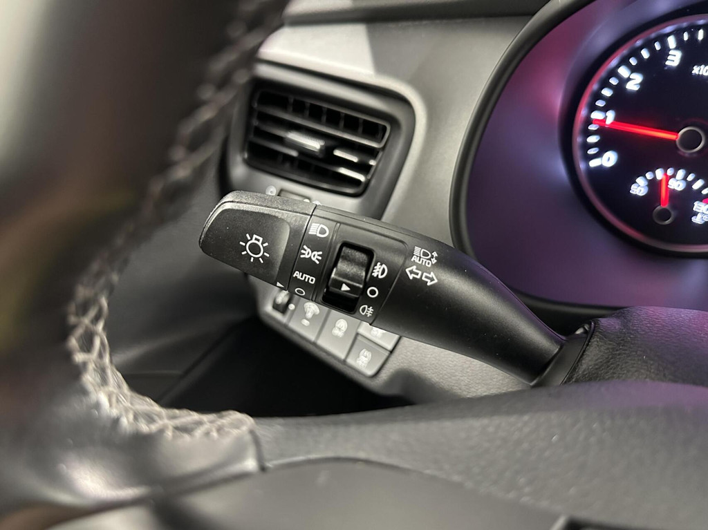Kia Stonic (L874PV) met abonnement