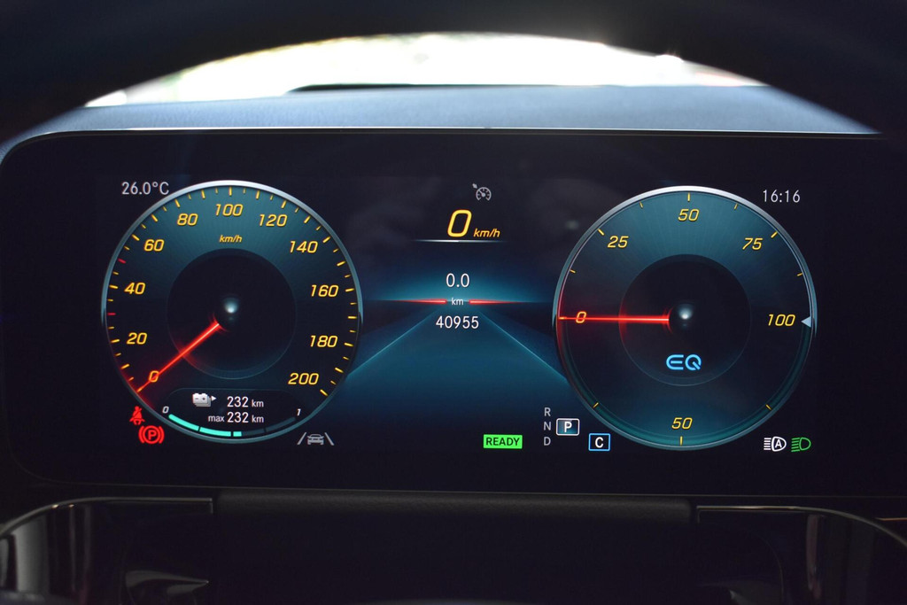 Mercedes-Benz EQA (N922TR) met abonnement