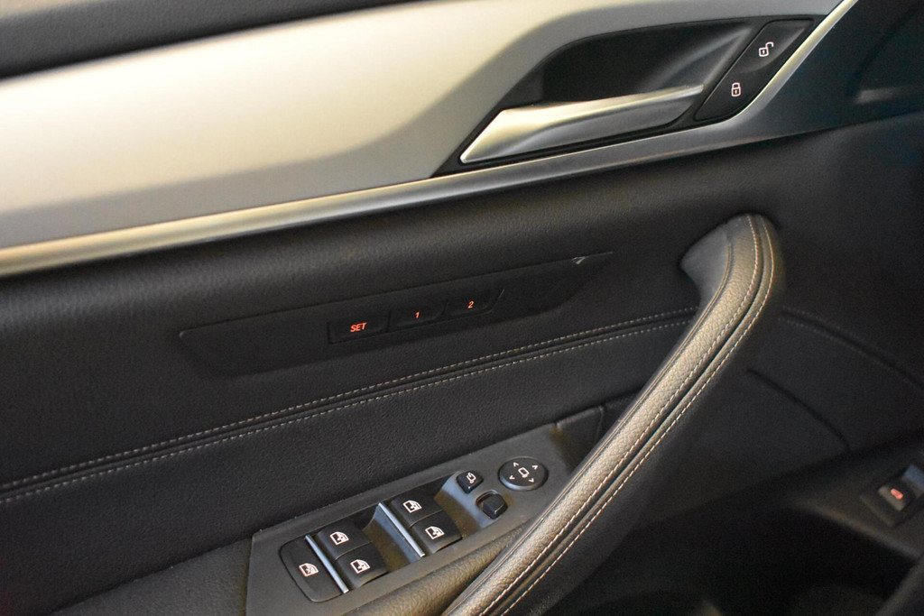 BMW 5 Serie touring (R433NX) met abonnement