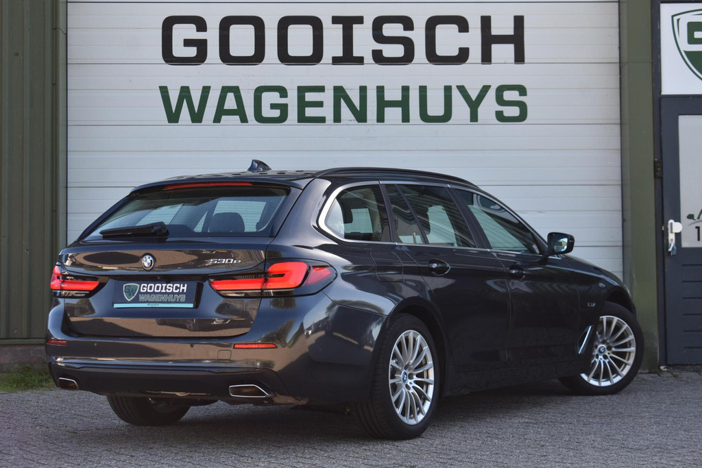 BMW 5 Serie touring (R433NX) met abonnement