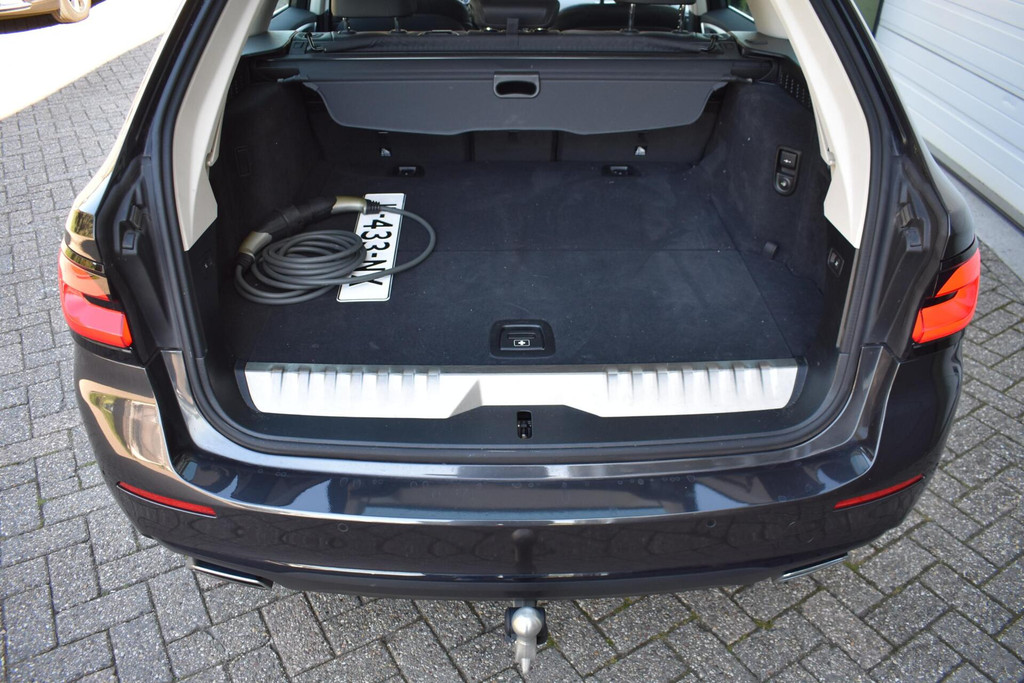 BMW 5 Serie touring (R433NX) met abonnement