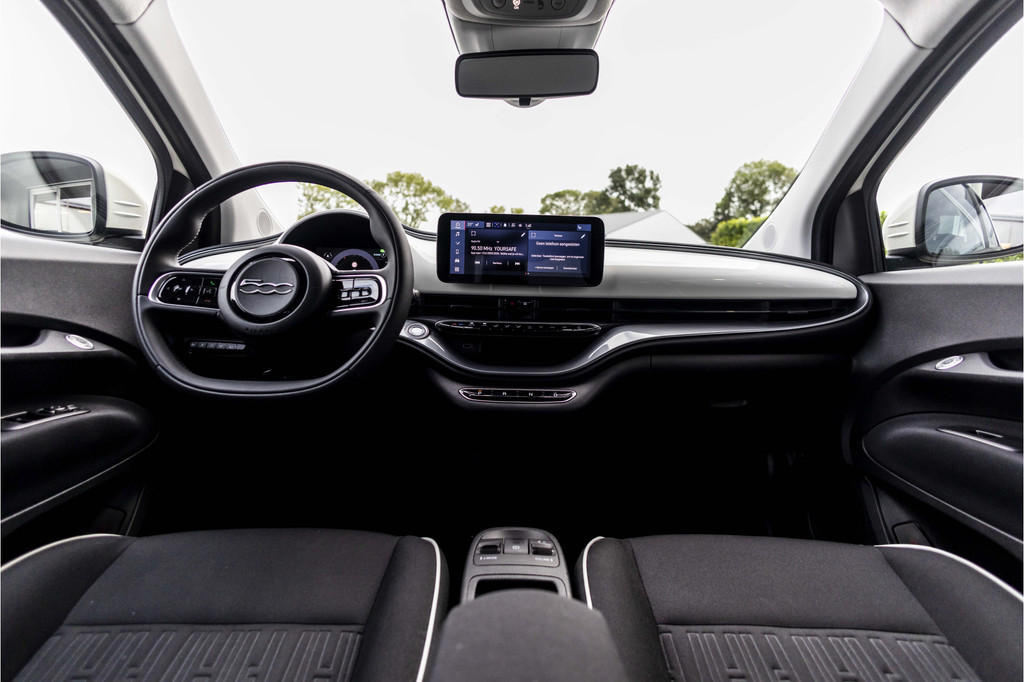 Fiat 500 (KXL40N) met abonnement
