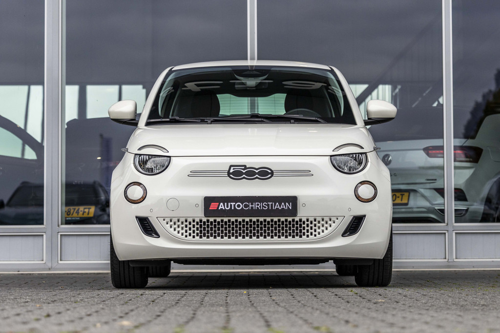 Fiat 500 (KXL40N) met abonnement