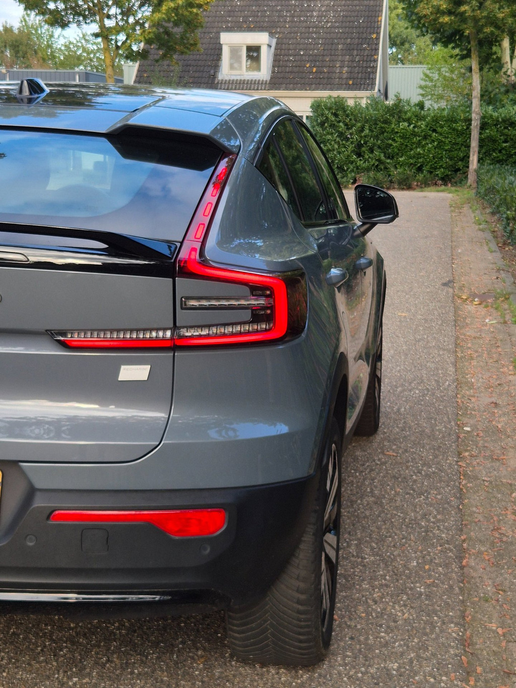 Volvo C40 (S684ZD) met abonnement
