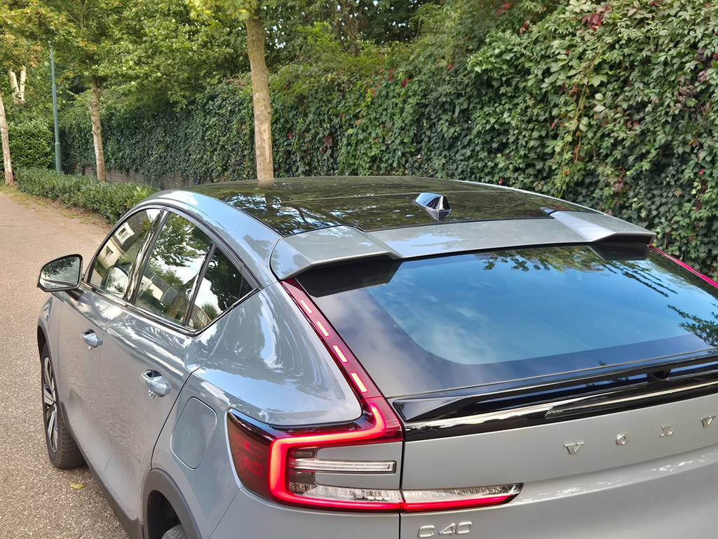 Volvo C40 (S684ZD) met abonnement