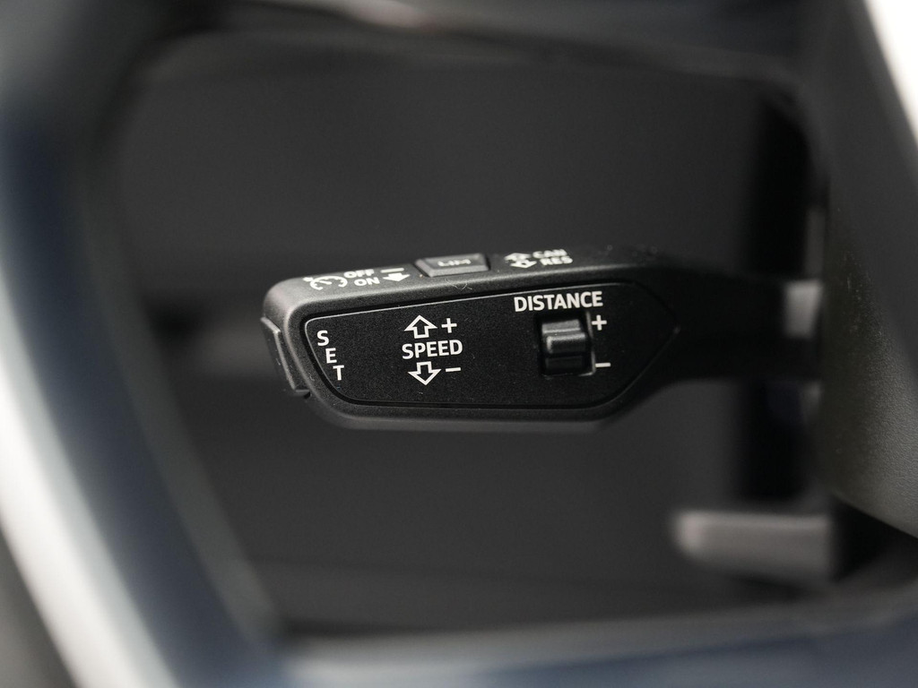 Audi e-tron (P749XP) met abonnement