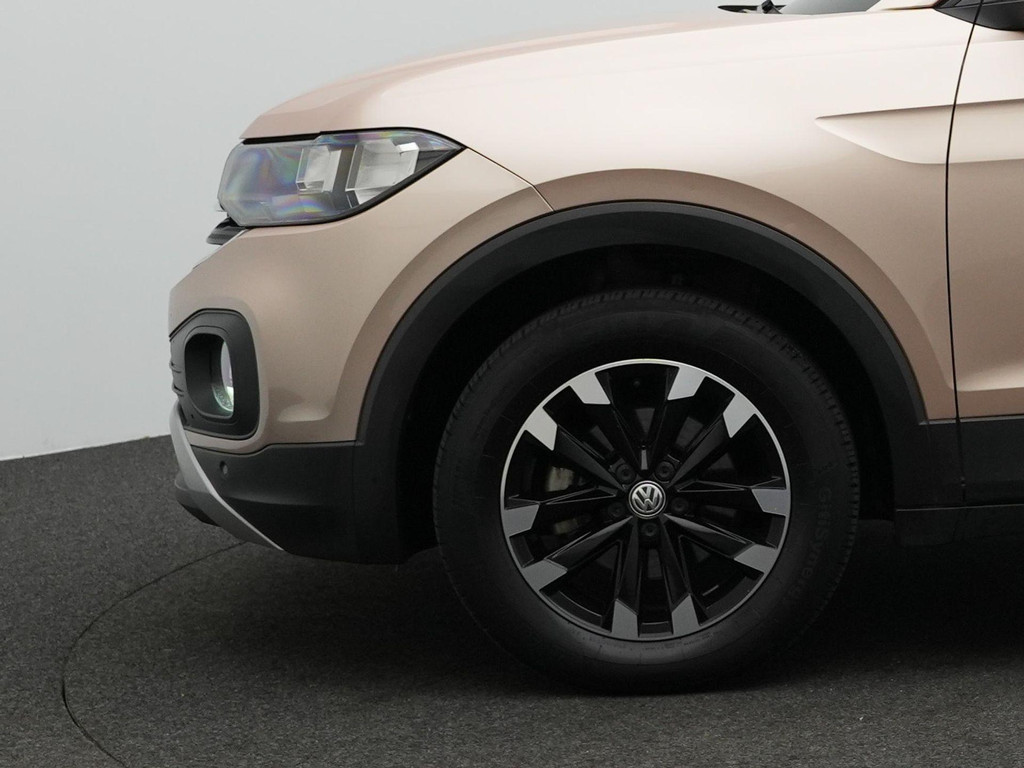 Volkswagen T-Cross (L728RZ) met abonnement