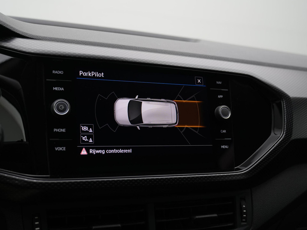 Volkswagen T-Cross (L728RZ) met abonnement