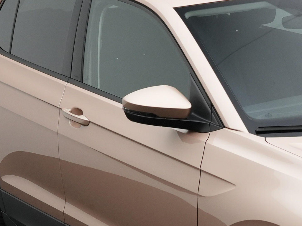 Volkswagen T-Cross (L728RZ) met abonnement